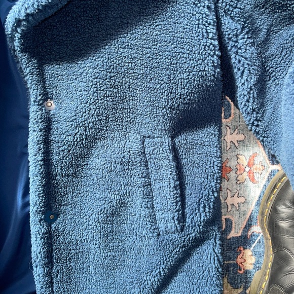 GAP Bright Blue Sherpa Coat - Picture 5 of 7